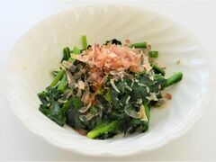 ほうれん草としらすの和風ペペロンチーノ